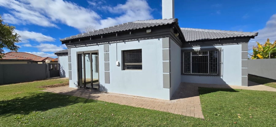 2 Bedroom Property for Sale in Flamwood North West